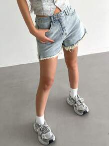 DAZY Solid Color Frayed Edge Denim Shorts With Pockets, Summer Casual Wear - Light Wash - View 6