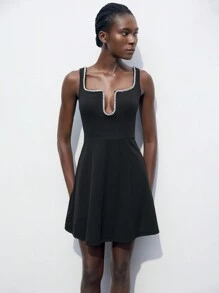 Maija Đầm nữ cổ chữ V sâu màu đen có dây chuyền màu đen, trang phục sinh nhật - màu đen - Xem 2