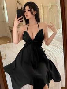 DAZY 女士时尚蝴蝶刺绣露背性感睡袍睡衣 - 黑色 - 查看 3