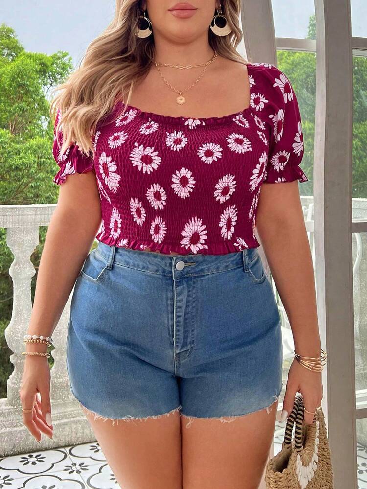 Women's Chamomile Flower Printed Short Puffed Sleeve Shirt
