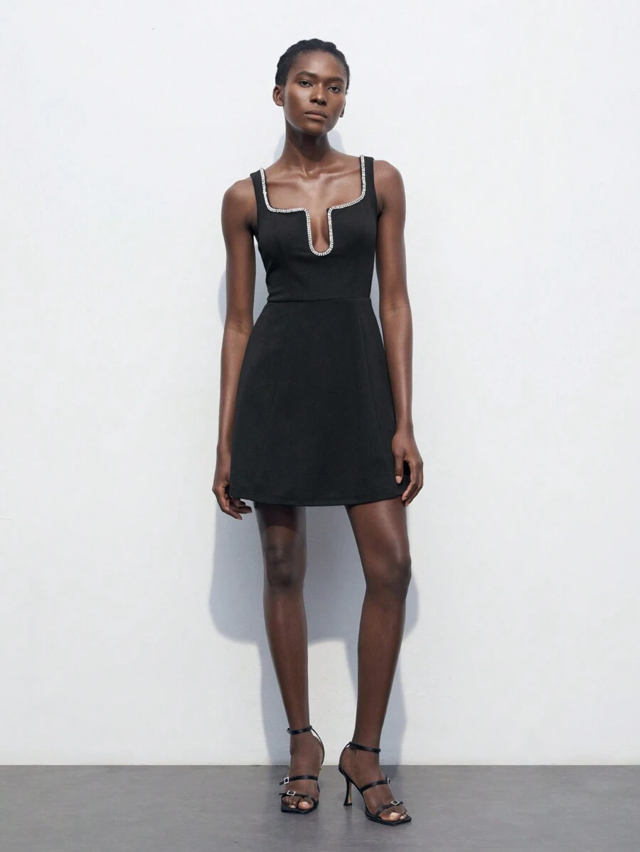 Maija Đầm nữ cổ chữ V sâu màu đen có dây chuyền màu đen, trang phục sinh nhật - màu đen - Xem 1