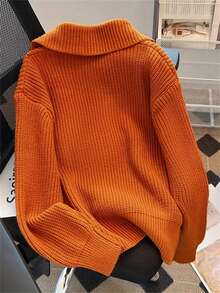 帶領口和鈕扣的針織開衫毛衣，適用於秋冬季節