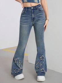 SHEIN Dziewczęce dżinsy Y2K w kolorze niebieskim z wzorem gwiazdy przy kostce, letnie spodnie jeansowe w stylu boho nostalgii dzwony - Jasny jeans - Zobacz 6