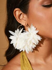 SHEIN SXY pendientes de aro grandes y de moda para mujer de unicolor y llamativos - Beis - Ver 4