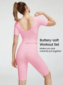 GLOWMODE FeatherFit™ Set aus Crop T-Band Tank Top und High-Rise Biker Shorts