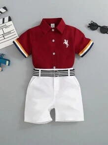 SHEIN 男童彩塊鈕扣前立領短袖襯衫及單色短褲套裝，配帶皮帶 - 酒紅色 - 查看 1