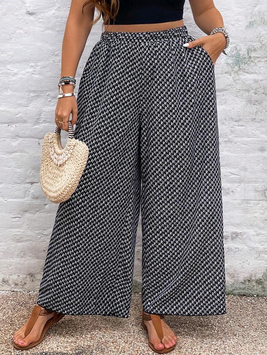 SHEIN VCAY 加大尺寸度假舒適花卉印花寬腿黑色褲子，帶口袋 - 黑與白 - 查看 1