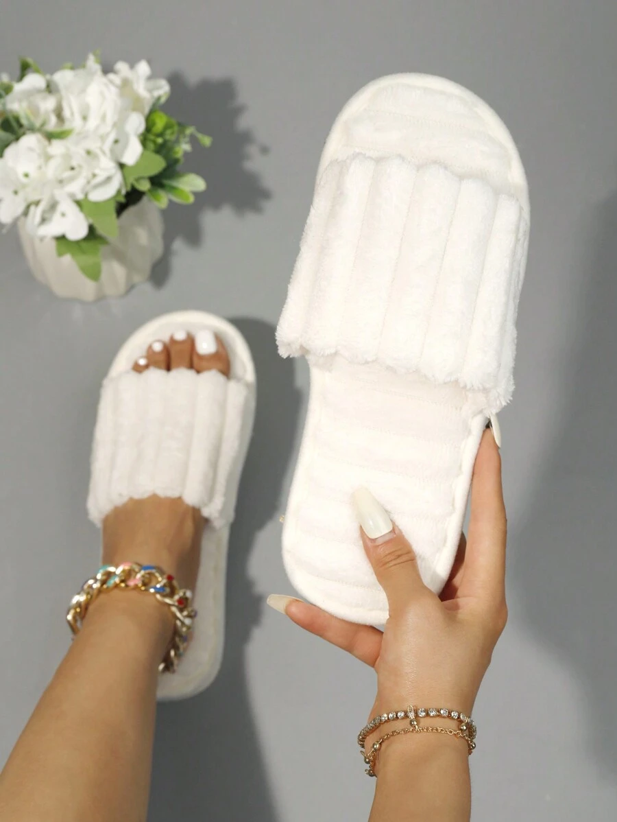 Women's Plush And Comfortable Slippers, Indoor Noiseless Home Slippers, Fun Christmas Element Slippers For Fall/Winter, Soft Lightweight Fluffy Women's Slippers,Furry Shoes - White - View 1