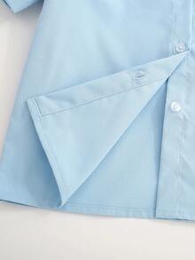 SHEIN 2 piezas/set Ropa informal cómoda para niño pequeño, camisa de manga corta con botones y bordado de caballo, junto con shorts caqui para primavera/verano - Azul - Ver 4
