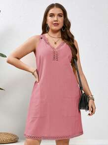SHEIN LUNE Plus Size Solid V-Neck Sleeveless Hollow Dress With Pockets - Pink - View 5