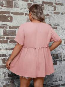 SHEIN LUNE Plus Size Solid Color Round Neck Lace-Trimmed Short Sleeve Shirt, Summer - Baby Pink - View 2