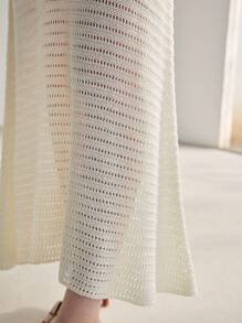 MOTF PREMIUM 實心針織麻花邊美人魚下擺針織裙 - 白色 - 查看 3