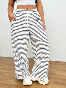 SHEIN EZwear Pantalon droit ample à taille haute d'été pour femmes grandes tailles, avec poches, en tissu tricoté, rayures noires sur fond blanc, polyvalent pour le port quotidien et les sports
