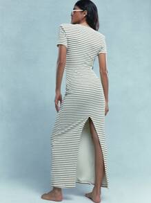 MISSGUIDED Textured Striped Shoulder Padded Cut Out Short Sleeve Bodycon Maxi Dress