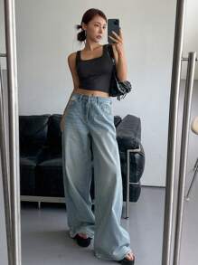 DAZY Women's Loose Fit Wide Leg Jeans With Pockets, Perfect For Daily Wear And Travel,Baggy Jeans - Light Wash - View 3