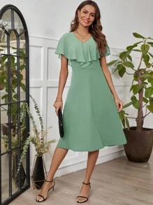 Ellevyn 女士迷你中長款綠色連衣裙，底邊飾有荷葉邊 - 薄荷綠 - 查看 4