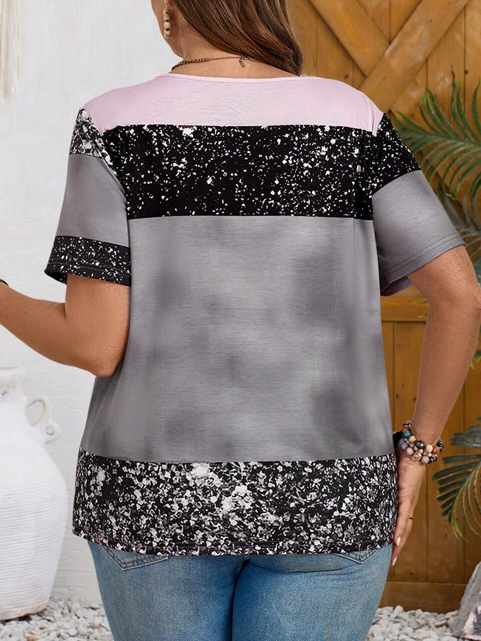Summer Plus-Size Women's Loose Fit V-Neck Colorblock Short Sleeve Casual T-Shirt