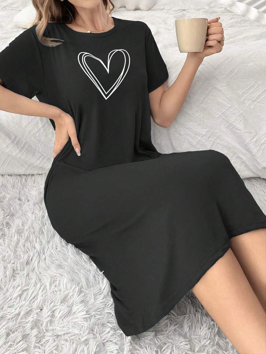 SHEIN 夏季休闲简约心形印花睡衣裙,Moo Moo - 黑色 - 查看 1