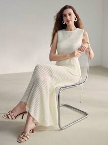 MOTF PREMIUM 實心針織麻花邊美人魚下擺針織裙 - 白色 - 查看 2