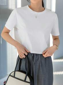 Dazy-Less Solid Round Neck Crop Tee Old Money Style Summer Business Casual Woman Work Clothes - White - View 6