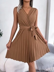 Elegant Sleeveless Cross V-Neck Fit And Flare Pleated Dress - Coffee - View 1