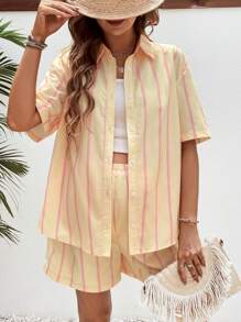 SHEIN Maternity Urban Vacation Plaid Front Two-Button Cardigan Top With Adjustable Waistband Straight-Legged Shorts Loose-Fitting Two-Piece Set
