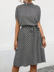 Semester Casual Heltäckande Tryckt Stand Collar Fladdermusärm Midja Åtsittande - Svart - Visa 6