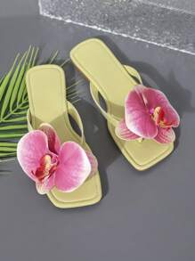 Hàng Mới Về Dép Plus Size Ngoài Trời Thoải Mái Cho Nữ, Dép Xỏ Ngón Trang Trí Hoa Đế Bằng, Dép Xanh Size Lớn Cho Nữ - màu xanh lá - Xem 2