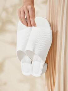 Zapatos de mujer minimalistas con punta cuadrada y tacón grueso tipo mula, elegantes sandalias de tacón para el verano blanco para zapatos de vacaciones de primavera y verano en de verano - Blanco - Ver 1