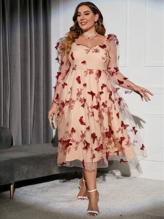 Double Crazy 大碼蝴蝶貼花雞心領口泡泡袖網紗連衣裙