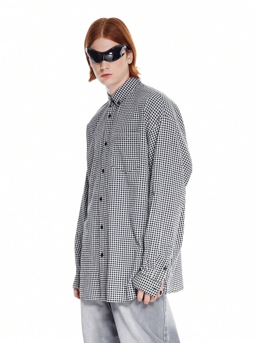 Manfinity VCAY Camisa de manga larga con estampado de cuadros de hombre de gasa de burbujas en negro y blanco, oversized, con correas anchas, apta para primavera y verano - Blanco y Negro - Ver 1