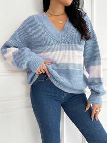 EURMUSE Plus Size Women's Colorblock V-Neck Drop Shoulder Pullover Sweater - Baby Blue - View 5