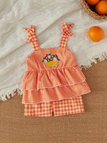 SHEIN 新款夏季風格嬰兒女孩可愛的格子紋坦克上衣，配有蝴蝶結，花卉刺繡花紋和透氣格子紋短褲時尚套裝，2件/套 - 橘色 - 查看 1