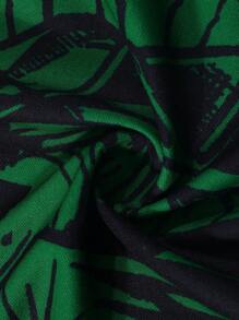 ROMWE MEN Street Life Men's Figure Graphic Short Sleeve Polo Football Jersey Style Shirt, Suitable For Daily Wear In Spring And Summer, School