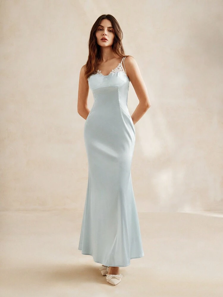 Women's Elegant Contrast Lace Mermaid Hem Cami Dress