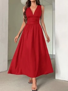 SHEIN Privé 女士法式風格高腰褶裥裙，無袖V領優雅2024新款連衣裙 - 紅色 - 查看 4