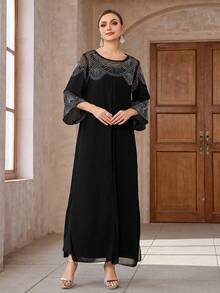 Vestido negro con mangas largas y cuello redondo para mujer, decorado con pedrería árabe - Negro - Ver 4