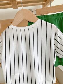 Baby Boy/Girl Summer Letter Print Striped Short Sleeve Top & Elastic Waist Shorts Set, Suitable For Daily Wear, Going To School, Traveling, And Sports In Spring/Summer