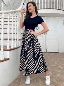 Seusyu Ladies' Solid Color Short Sleeve Top And Printed Skirt, Simple And Casual Two-Piece Set For Everyday Wear 2 Pieces Set - Royal Blue - View 5