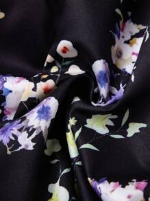 SHEIN Unity Spaghetti Strap Ditsy Floral Dress With Front Tie Knot And Waist Shirred - Black - View 5