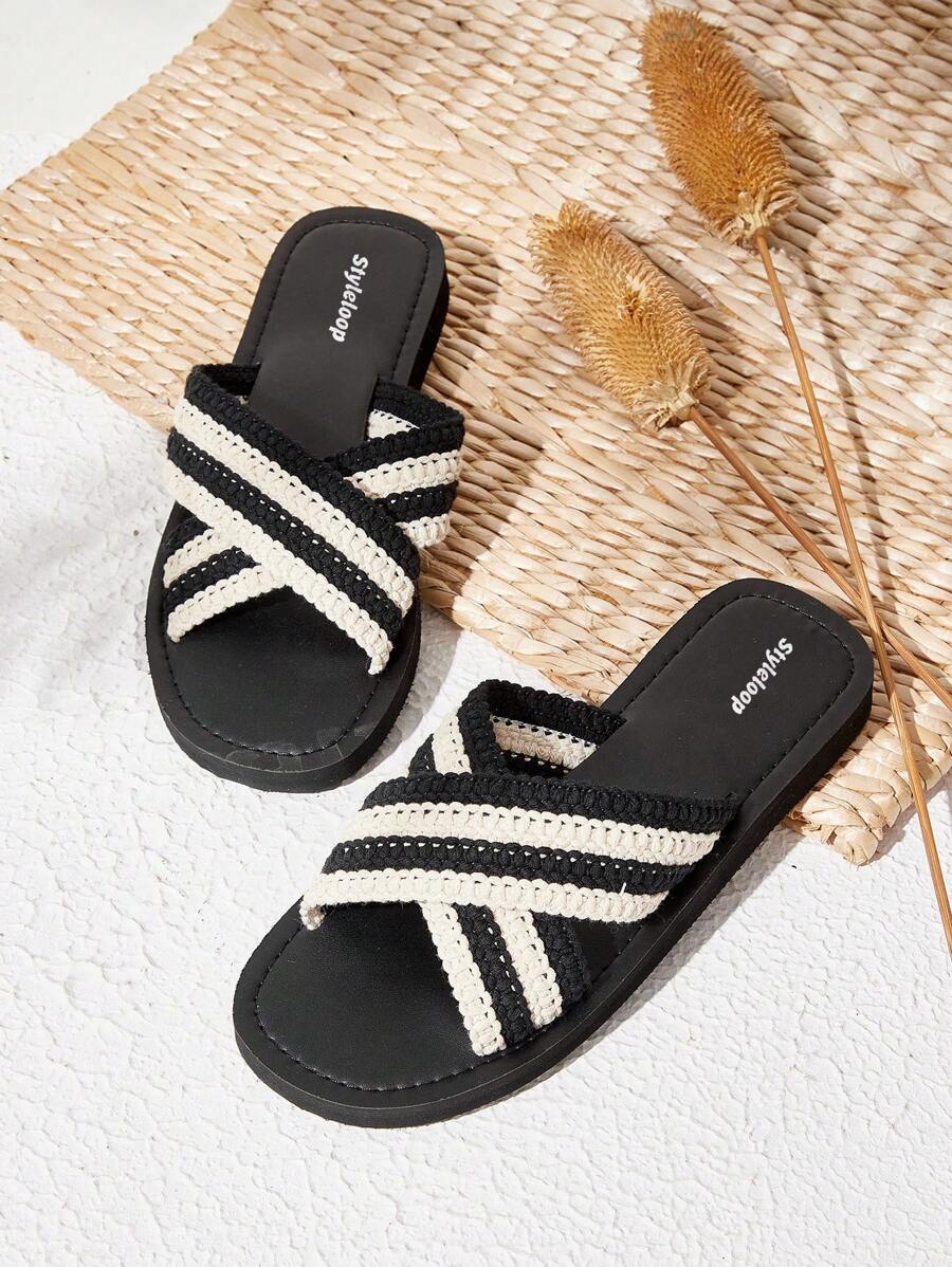 Styleloop Women's Plastic Slippers For Summer Vacation Shoes Summer Boho Feels Vintage Cottagecore Frenchy Shoes Spring Shoes Spring Break Easter For Casual Beach Style - Black - View 1