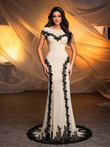 Glamrae Bầu không khí thanh lịch Màu mơ cổ tròn Lưới Sheer Bao tay toàn bộ Đính lập thể Hem Toàn bộ vòng tròn Ren đính Hẹn hò Tiệc độc thân Sự kiện đám cưới Áo choàng dạ hội hạng nặng - Màu Khaki - Xem 4