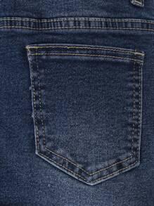 SHEIN 青少年男孩两件套酷炫卡通图案杏色 T 恤和破洞紧身蓝色牛仔裤套装，两件套