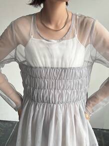 FRIFUL Camisa de Malha Transparente com Design Plissado Feminina, Top de Manga Longa com Babados - Cinza - Visão 4