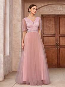 SHEIN Belle 優雅的蕾絲露肩泡泡袖網紗裙，帶刺繡設計 - 粉色 - 查看 3