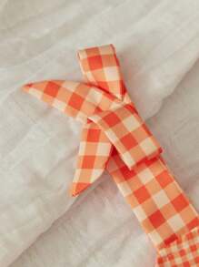 SHEIN 新款夏季風格嬰兒女孩可愛的格子紋坦克上衣，配有蝴蝶結，花卉刺繡花紋和透氣格子紋短褲時尚套裝，2件/套 - 橘色 - 查看 3