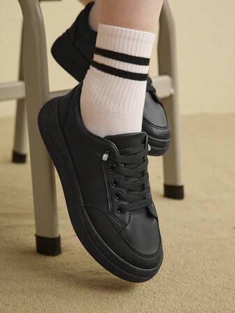 CUCCOO EASI Damskor Fashionabla Svarta Sneakers Sportskor Fritidsskor Skor För Kvinnor Sneakers Vårskor Påskträningsskor