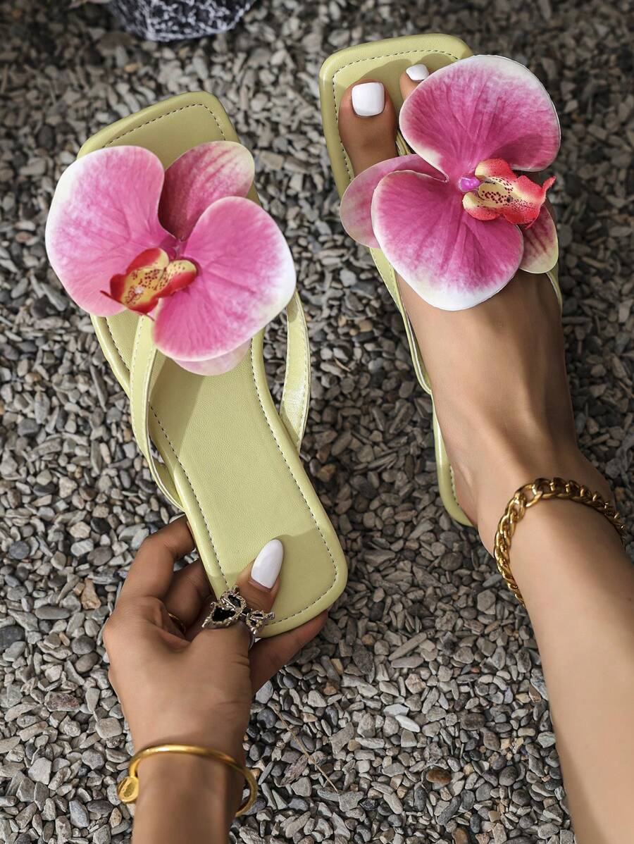 Hàng Mới Về Dép Plus Size Ngoài Trời Thoải Mái Cho Nữ, Dép Xỏ Ngón Trang Trí Hoa Đế Bằng, Dép Xanh Size Lớn Cho Nữ - màu xanh lá - Xem 1