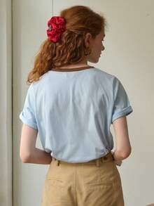Simple Retro Camiseta casual redonda para mujer con bordado personalizado en la insignia - Azul - View 4