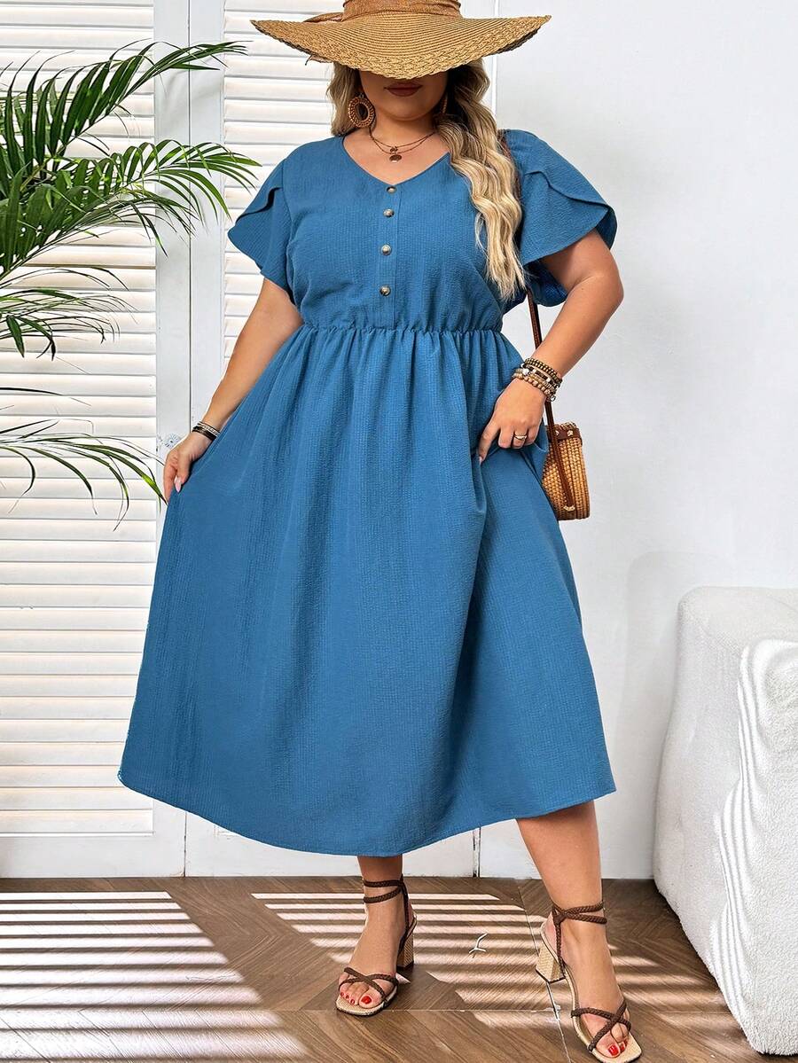 SHEIN CURVE+ Robe bleue grande taille pour femme avec col en V, bouton et manches pétales - Bleu azur - Voir 1